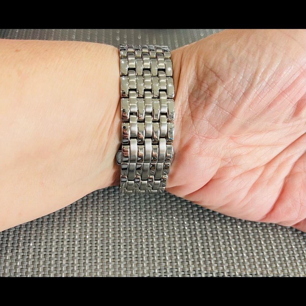 Love this watch - needs battery